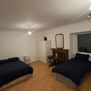 https://clontarf-house.dublin-hotelsweb.com